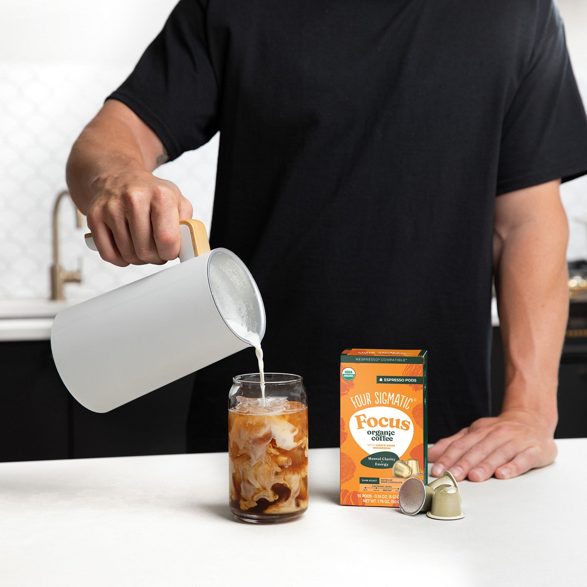 focus-dark-roast-espresso-pods-10ct-y0 Focus-dark-roast-espresso-pod-lifestyle-2.jpg