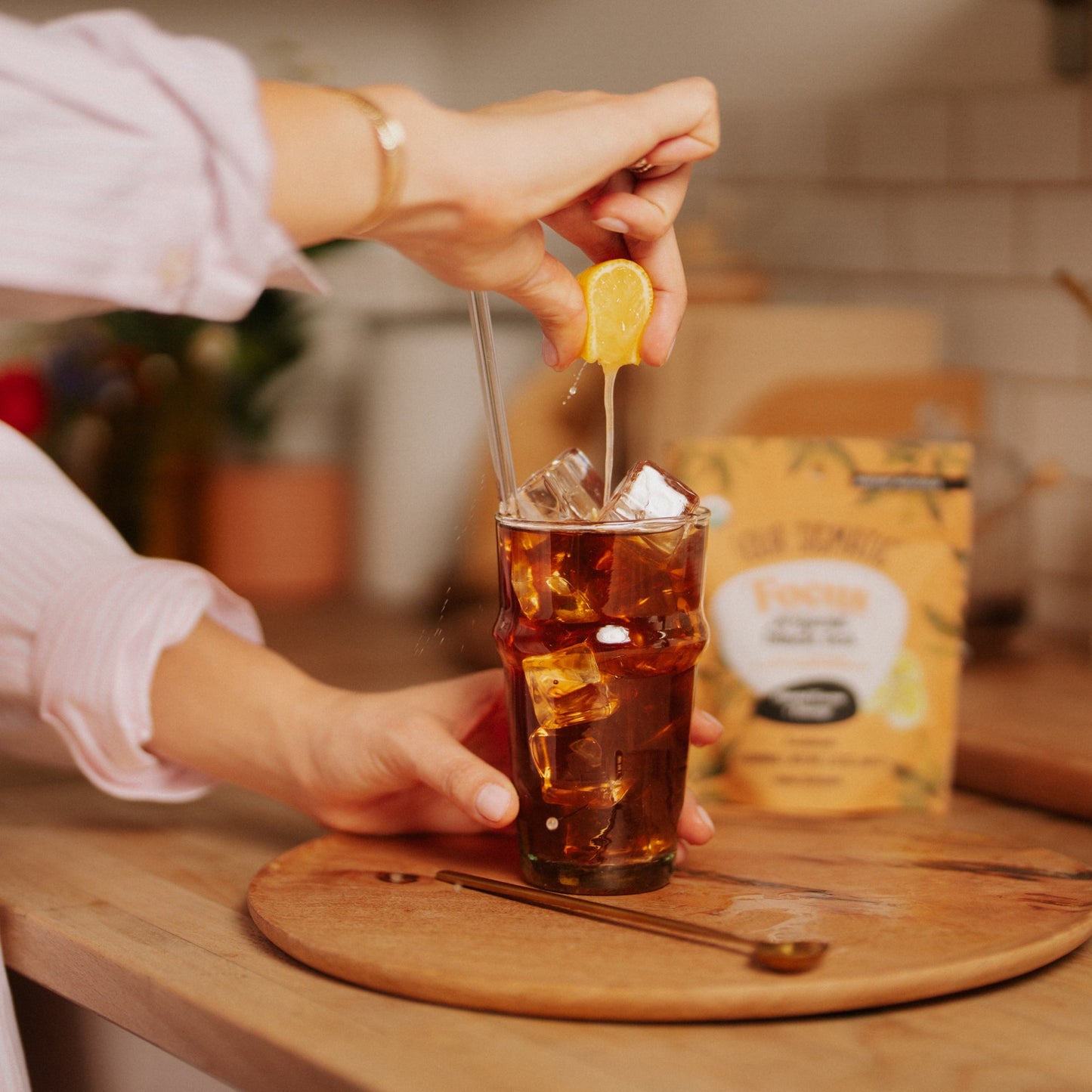 focus-black-tea-l9 Focus_Tea_Lifestyle_Iced-1.jpg